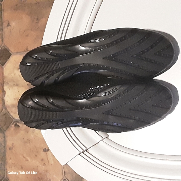 VANELI SPORT WOMEN'S SHOES .SIZE 9W. Elegant Blac Loafers - Picture 5 of 7